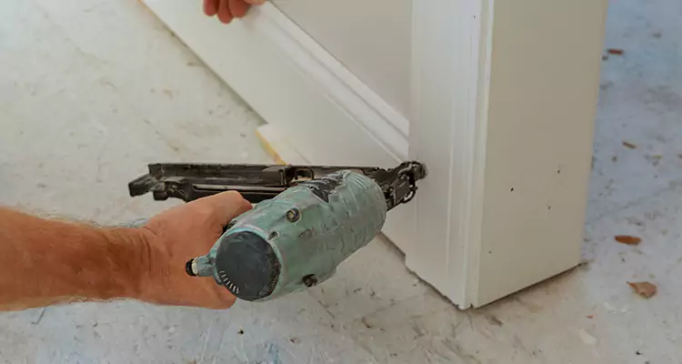 Fix Garage Door Panel in Lauderhill, FL