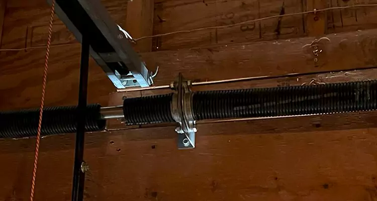 Garage Door Lift Cable Replacement in Lauderhill, FL