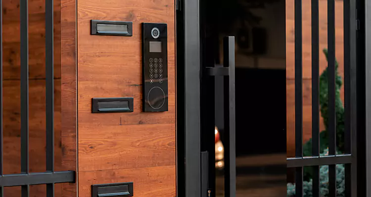 Automatic Door Maintenance in Lauderhill, FL