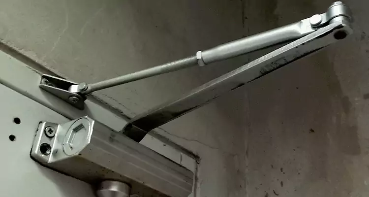 Door Closer Parallel Arm Installation in Lauderhill, FL