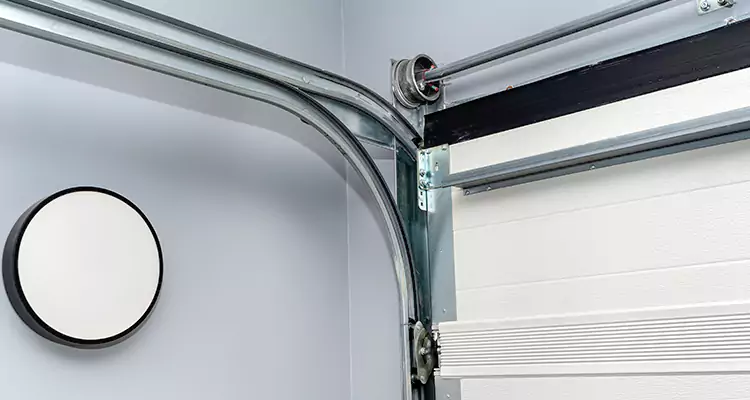 Garage Door Cable Repair Cost in Lauderhill, FL
