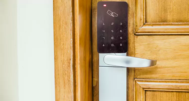 Keyless Hotel Door Locks Repair in Lauderhill, FL