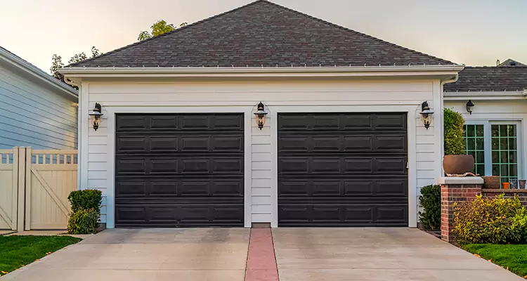 Residential Local Garage Door Repair in Lauderhill, FL